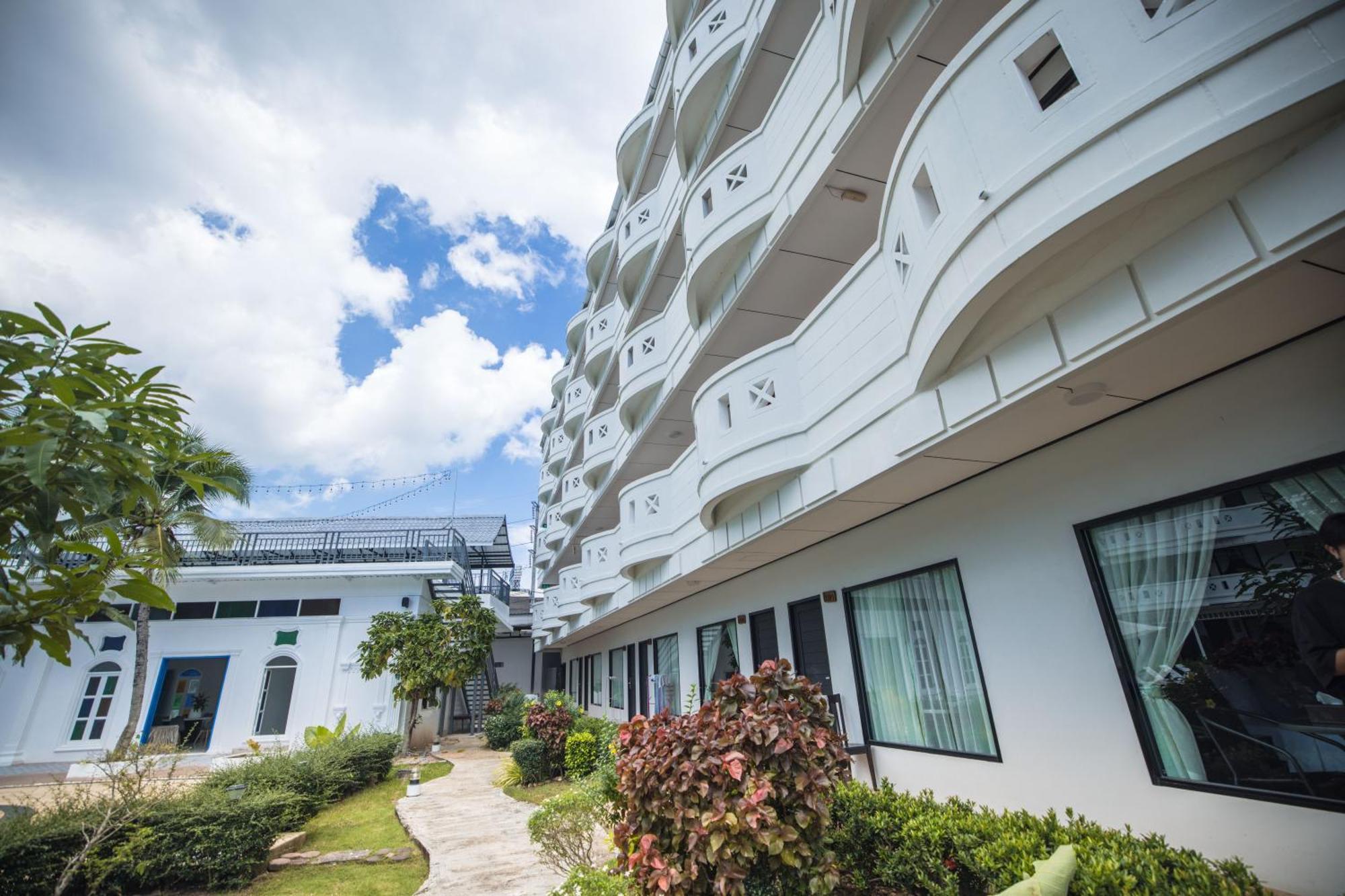Blue Carina Hotel Phuket Εξωτερικό φωτογραφία