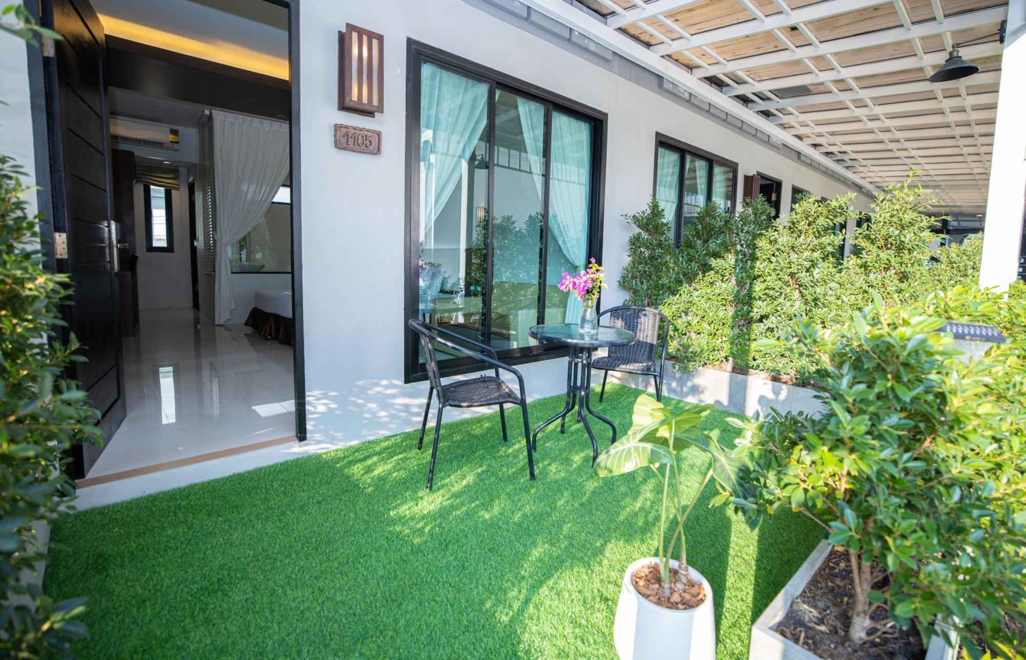 Blue Carina Hotel Phuket Εξωτερικό φωτογραφία