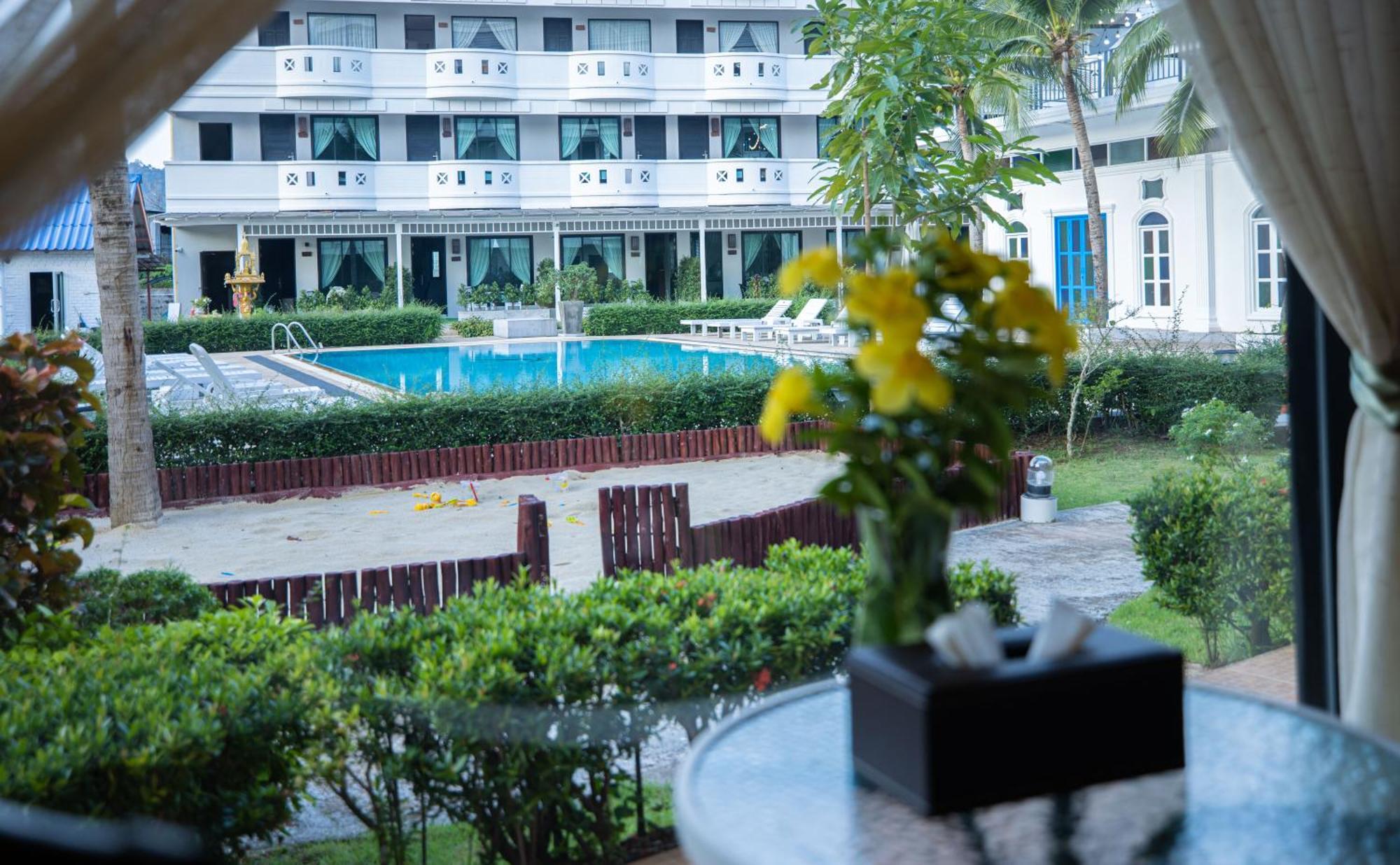 Blue Carina Hotel Phuket Εξωτερικό φωτογραφία