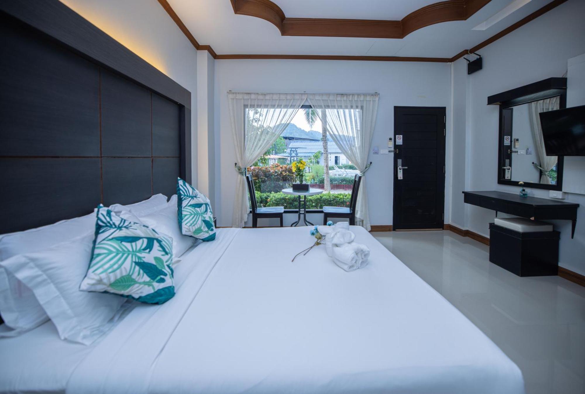 Blue Carina Hotel Phuket Εξωτερικό φωτογραφία