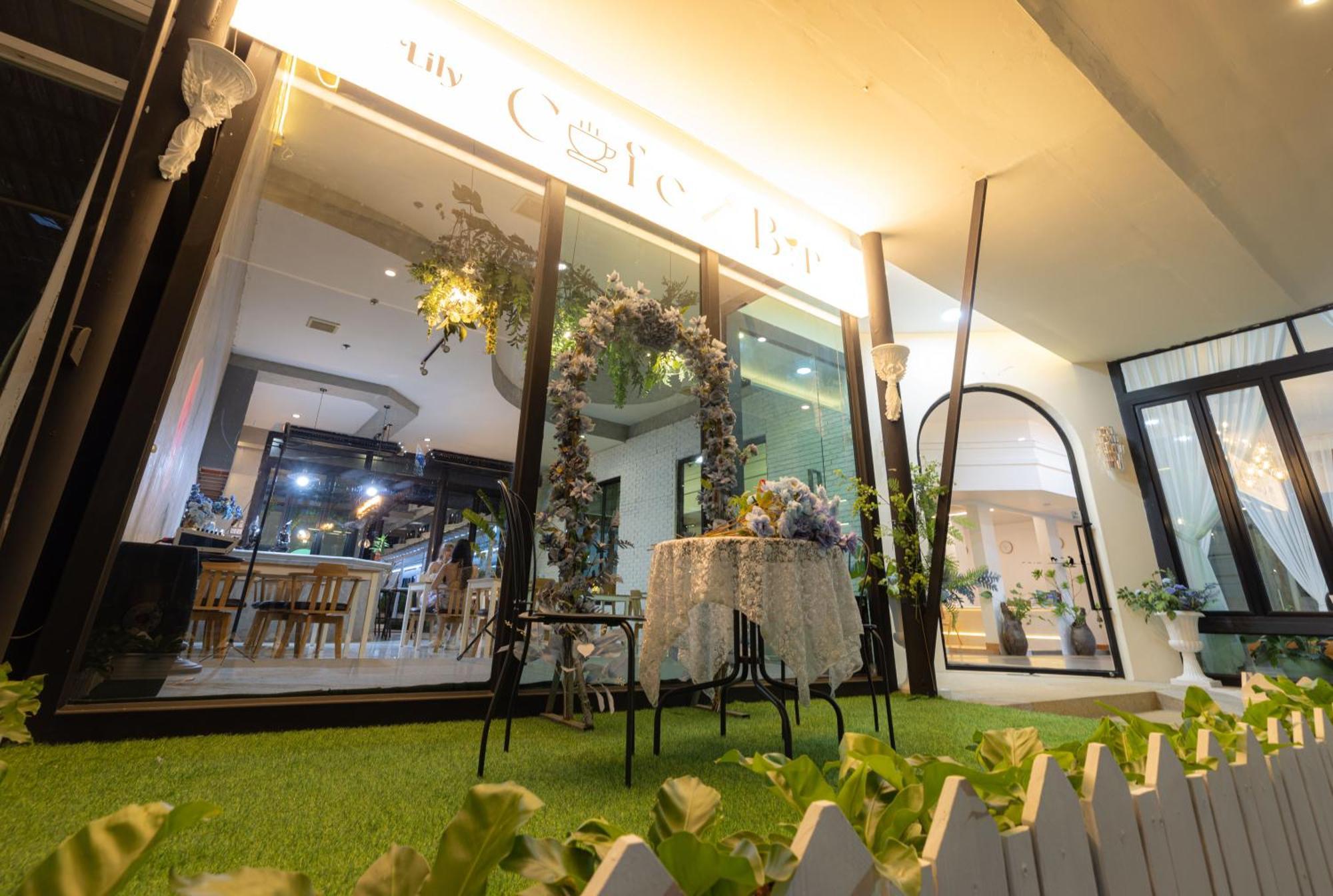 Blue Carina Hotel Phuket Εξωτερικό φωτογραφία